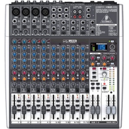 Behringer X2222USB 